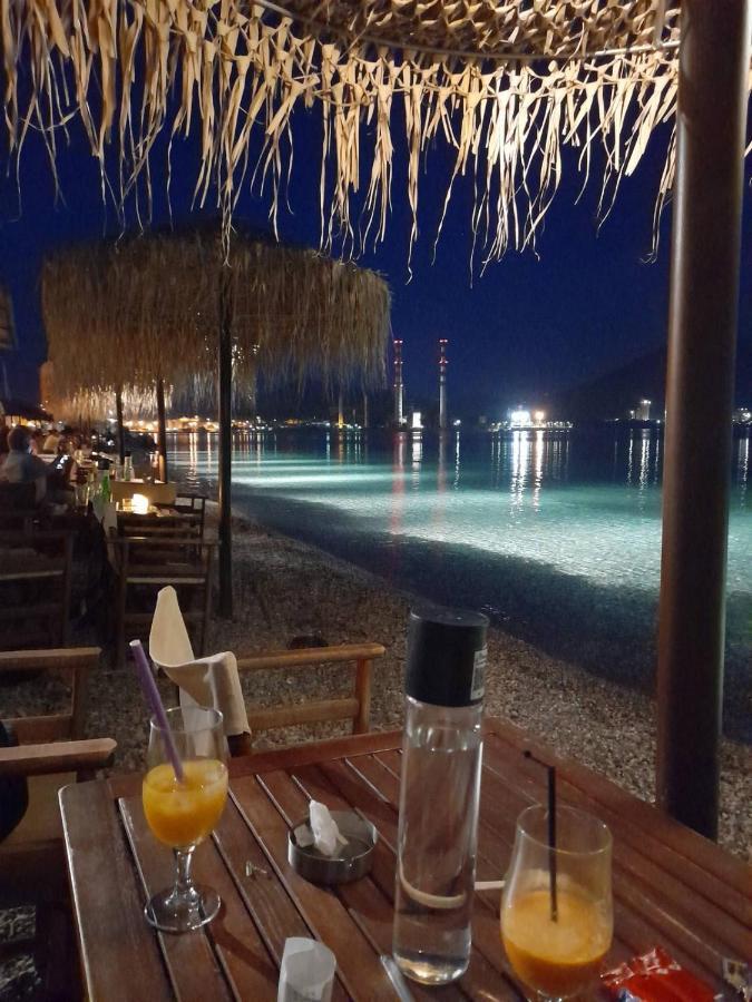 Maria Guesthouse อลิเวรี ภายนอก รูปภาพ