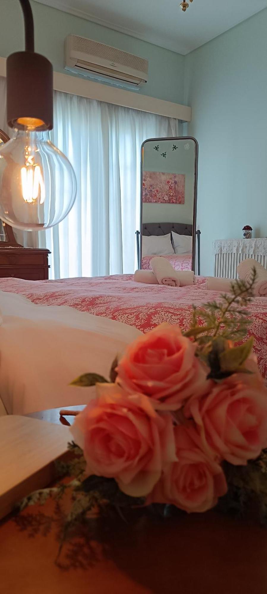 Maria Guesthouse อลิเวรี ภายนอก รูปภาพ