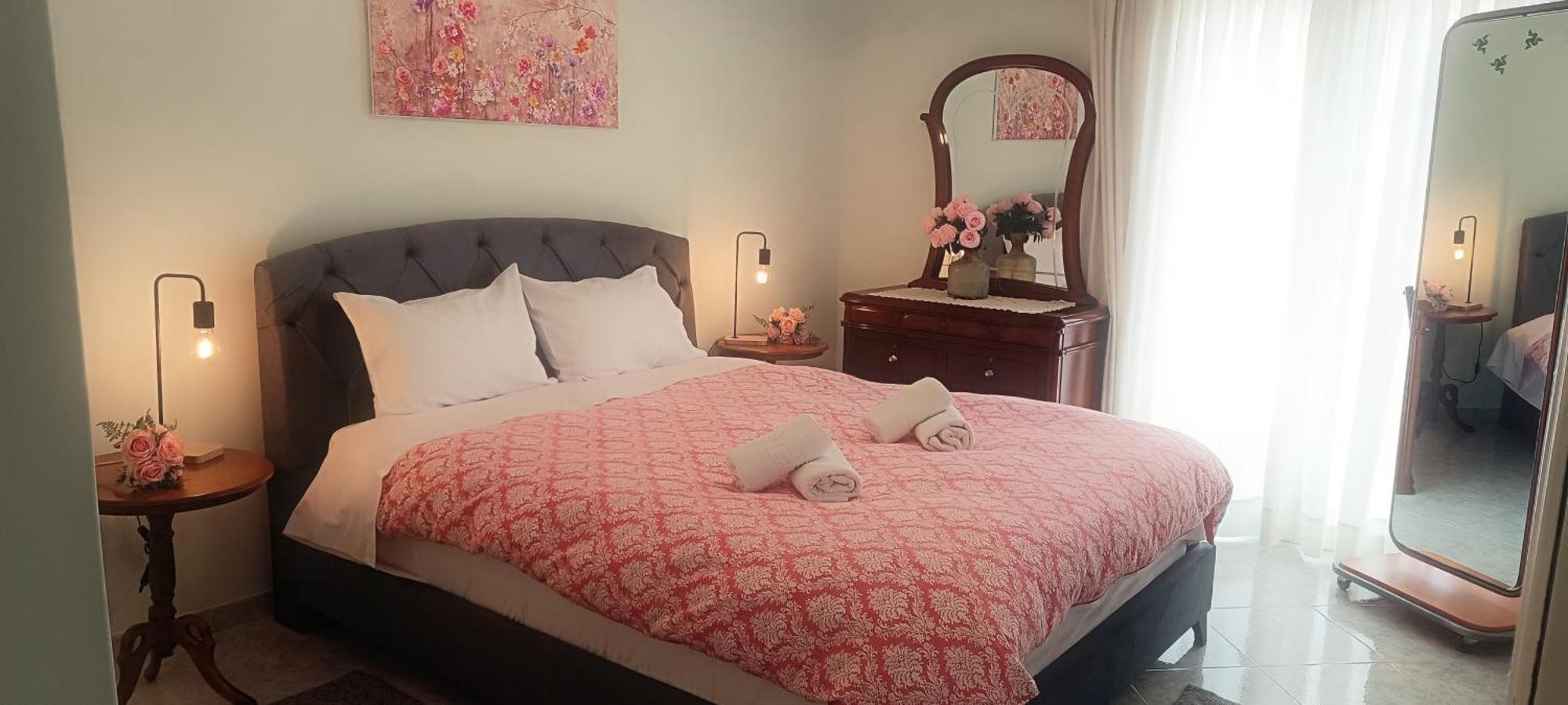 Maria Guesthouse อลิเวรี ห้อง รูปภาพ